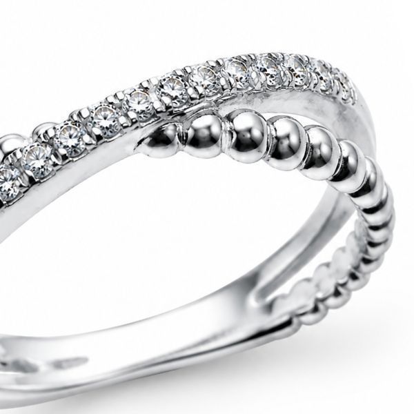 Кольцо серебряное фантазия с фианитами Silver Style 19 р. (10341.12 sku:2300104356804) 10341.12 фото