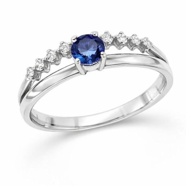 Кольцо серебряное фантазия с фианитами Silver Style 17 р. (11205.40 sku:2300103148523) 11205.40 фото