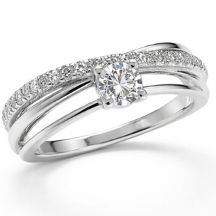 Кольцо серебряное фантазия с фианитами Silver Style 17.5 р. (10611.40 sku:2300103625185) 10611.40 фото