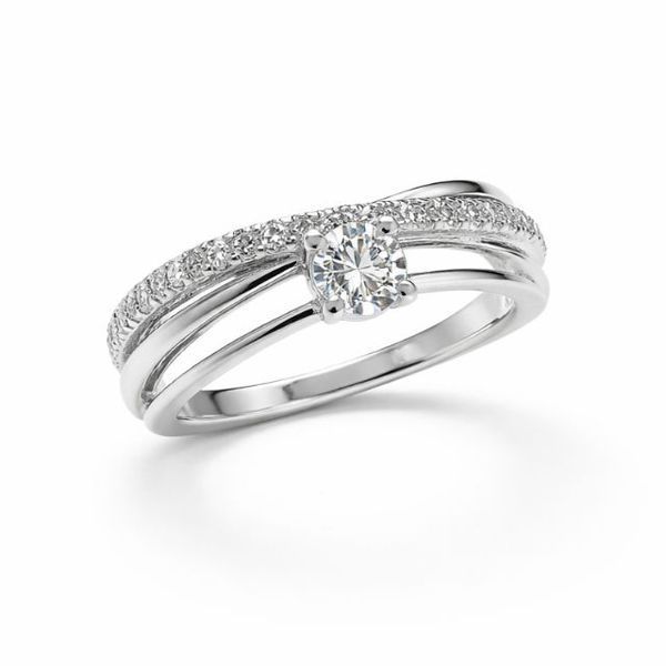 Кольцо серебряное фантазия с фианитами Silver Style 19 р. (10611.40 sku:2300102640554) 10611.40 фото